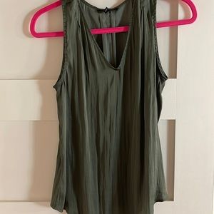 Banana Republic silk shell